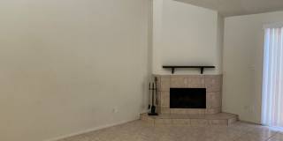 Great 3 bedroom 2 bath very close to Arcadia Gallery 4
