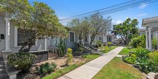 LOVELY COTTAGE IN HILLCREST. Gallery 1