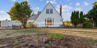 Discover Architectural Charm with this 3 Bedroom Estate! Gallery 1