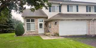 Beautiful Townhome Ready NOW! Gallery 1