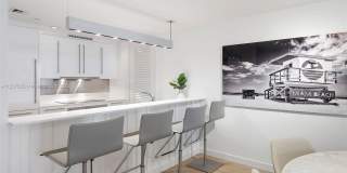 2201 Collins Ave Gallery 10