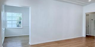 (73) The Maisel Manor Gallery 10