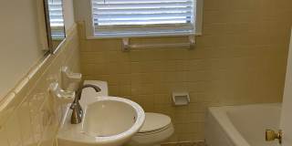 1000 Fairlane Drive Gallery 25