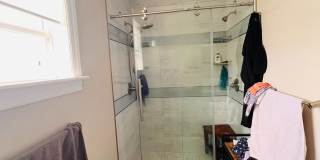 2444 INGERSOLL Street Gallery 13