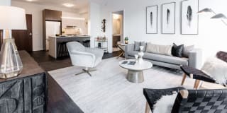 Elevate Lincoln Park Apartments Gallery 32