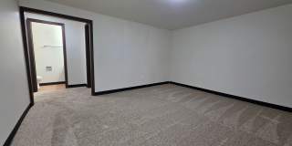 1213-1215 S Erie St Gallery 12