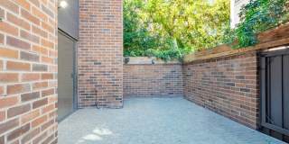 9323 Burton Way Gallery 8