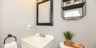 32 Ashworth Ave # 418 Gallery 14