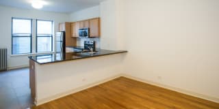 5326-5336 S. Greenwood Avenue Gallery 13