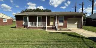 Charming 3BR/1.5BA Home in Oxford Heights Subdivision Gallery 1