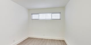 2240 LARKIN Street Gallery 7