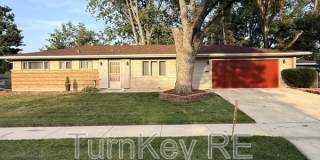 471 Tomahawk Street Gallery 1
