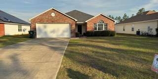 4 Bed 2 Bath Gallery 1