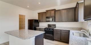 1060 Long Meadows St. Gallery 12