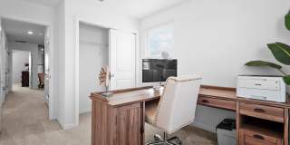 Beautifull Furnished Townhome - Nokomis - 2 Bedroom 2.5 bath plus office -1 Car Garage Gallery 35