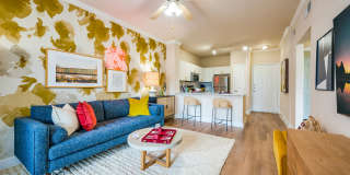 The Halstead Gallery 37