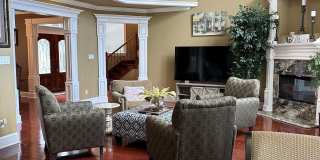 6921 Worth Ave East Gallery 29