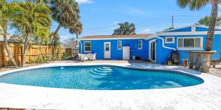 6892 GULF WINDS Drive Gallery 29