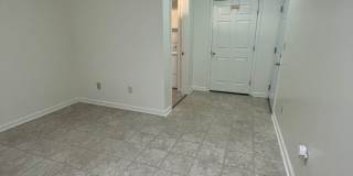 Prime location 2 Bedroom 1 Bath with Den Downtown Gallery 13