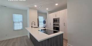 1525 Briar Creek Road Gallery 3