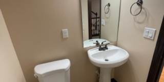 Extremely Gorgeous 3 Bedroom Home for Rent in Lynnwood Gallery 11