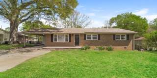 2518 Fairgreen Drive Gallery 1