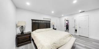 490 W 33rd Pl Gallery 8
