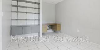 5645 N Tuttle Ave Gallery 23