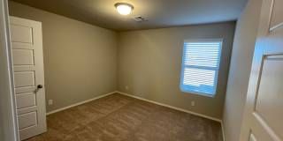 Limited-Time Offer: $99 First Month’s Rent—Secure by 5/22 | Spacious 4-Bed, 2-Bath Home in Bixby Gallery 10