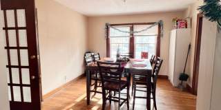 1302 Hunter - 7 Bed/2 Bath - Renovated! Gallery 7