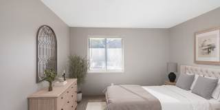 Stonehedge Gallery 13