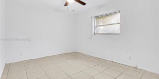 5718 NW 66th Ave Gallery 10