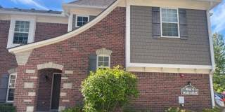 Shelby Township - 3 Bedroom, 2 Bath, End-Unit condo style w/Att Garage Gallery 1