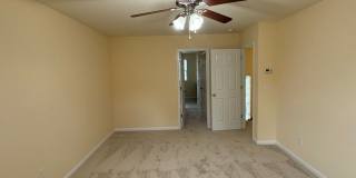 4BR/3BA Home in Winding Walk Gallery 39