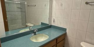 4 beds, 2 baths, 2 car garage . Boulder City RV parking Gallery 28