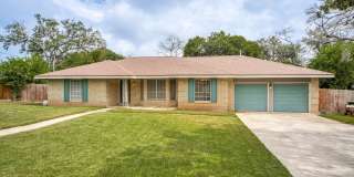 RENOVATED 3-BEDROOM HOME IN HOLLYWOOD PARK Gallery 1