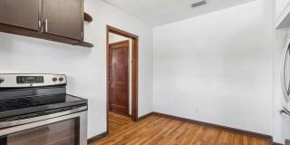 *** TWO WEEKS FREE*** Live Close to Everything – 1BR in Southside Jax Gallery 20