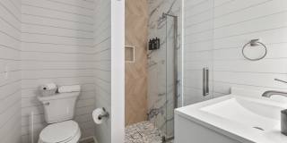 204 Sandstone St Gallery 70