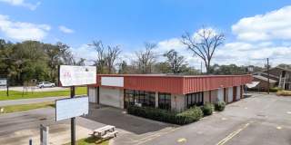 493 N Ferdon Boulevard Gallery 1