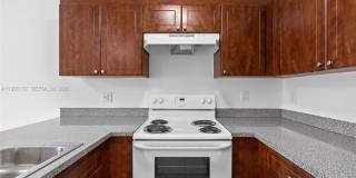 2461 W 78th St Gallery 1