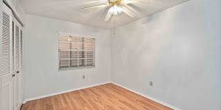 Beautiful Must See!! 3/2 Plus Sunroom & Garage!!  Gated Community!! Gallery 24