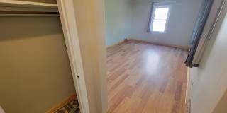 AVAILABLE September 1st- 4 Bed 3 Bath w/ Spacious Back Deck - SHORT TERM LEASE TILL END OF APRIL Gallery 16