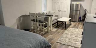 24 WARREN Street unit: 1 Gallery 11