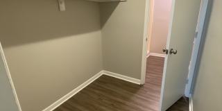 841 Applewood Lane - 1 Gallery 7