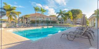 ***PELICAN BAY CRESCENT SEASONAL RENTAL***3 BED 2.5 BATH***2 CAR GARAGE***EXCELLENT LOCATION*** Gallery 28