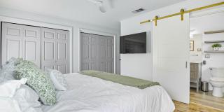 Home for Rent Gallery 13