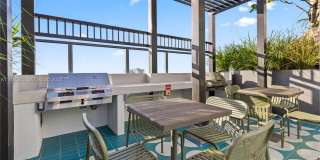 11 NE 6th St Gallery 14