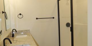 1692 Alamo Crossing Gallery 16