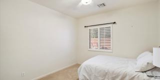 10060 E EMERALD Drive Gallery 20
