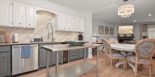 4 DUDLEY CT Gallery 22